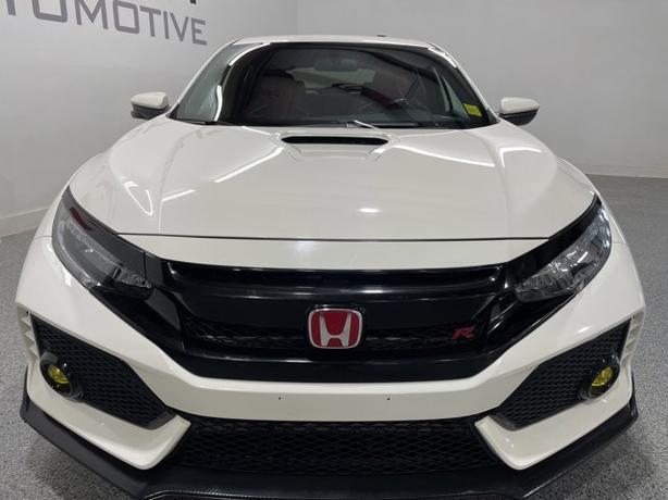 2018 Honda Civic Type R RARE FIND!!! l 306HP! l TURBO l Apple CarPlay! image 3