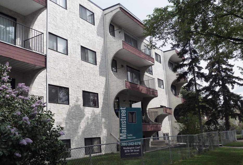 2 bedroom Washington Court display photo
