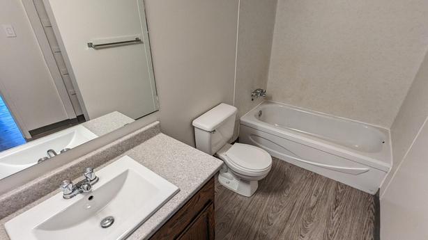 2 Bedroom Mainstreet Fairmont Village image 6