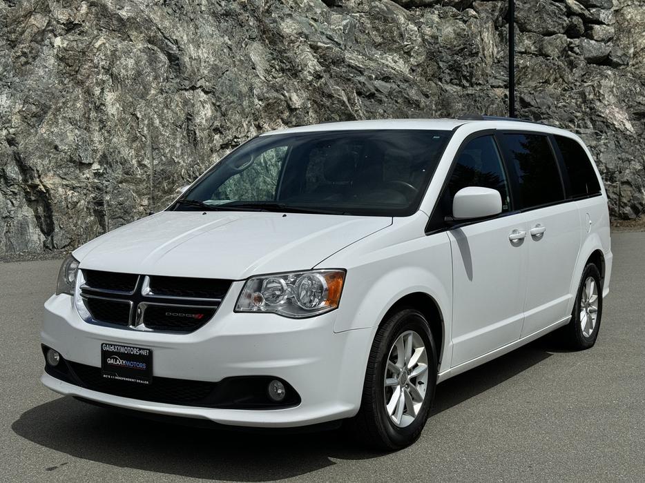 2020 Dodge Grand Caravan Premium Plus FWD-Back-Up Cam,Navigation display photo