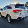 2016 Kia Sorento LX - HEATED FRONT SEATS, AWD thumbnail image 8