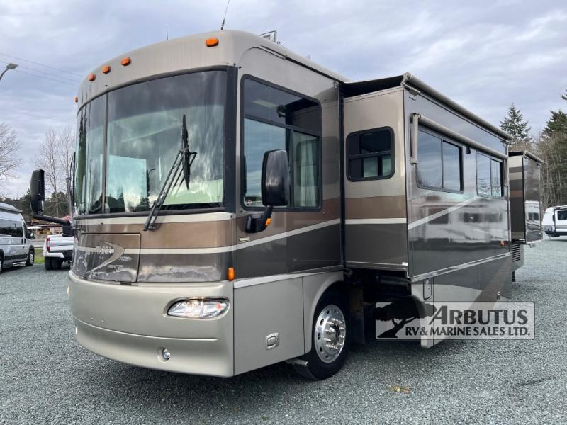 Used 2005 Itasca Meridian 36 G display photo