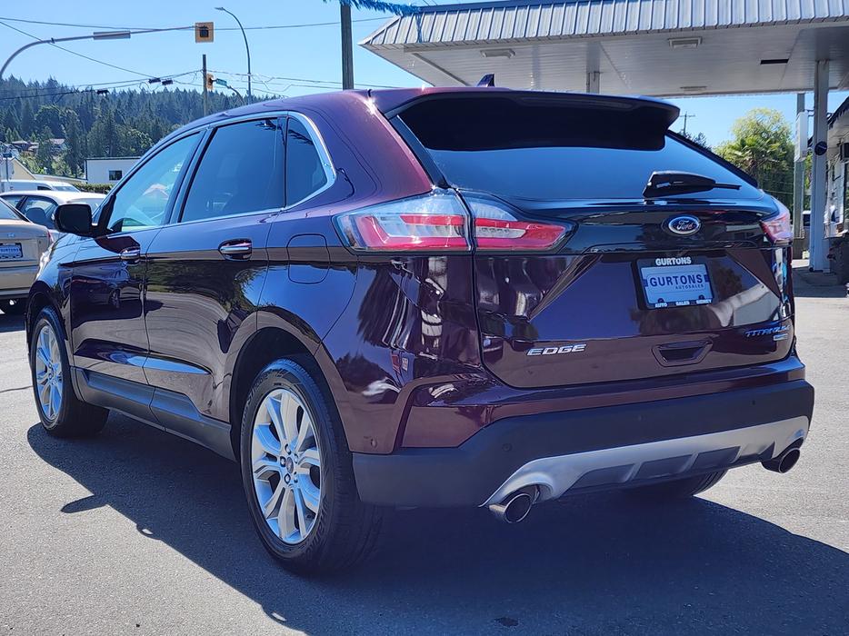 2019 Ford Edge display photo
