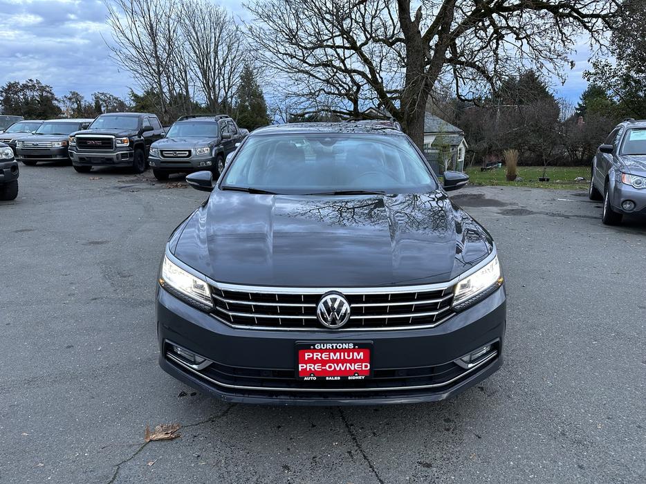 2017 Volkswagen Passat display photo