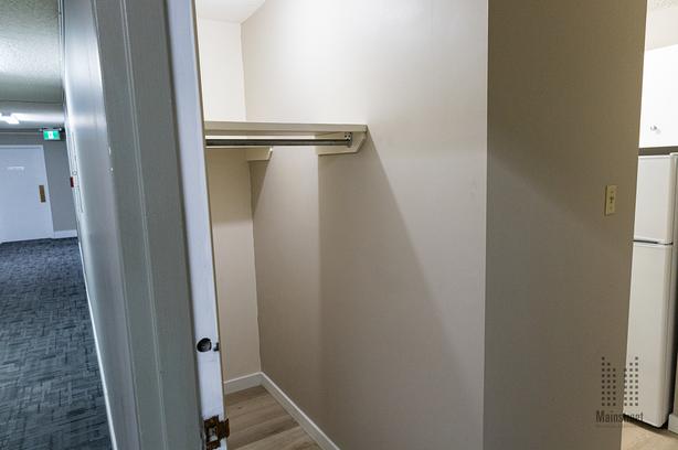 1 bedroom Dhillon Tower image 6