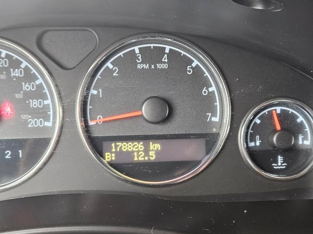 2009 Chevrolet  Uplander LS image 7