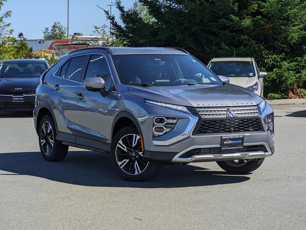 2023 Mitsubishi Eclipse Cross SEL - No Accidents, Heated F/R Seats, 4x4 image 4