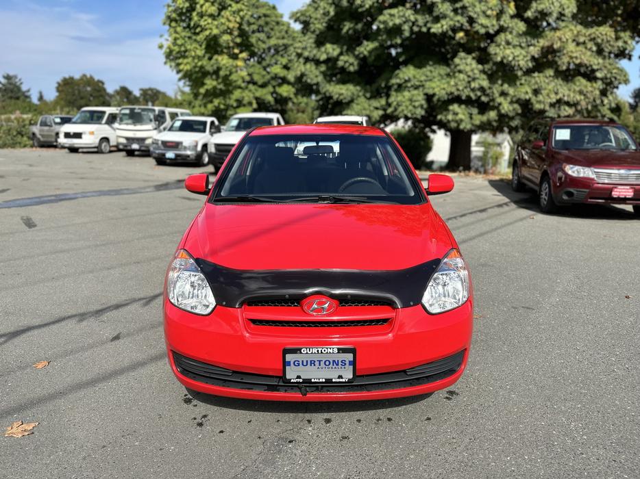 2010 Hyundai Accent display photo