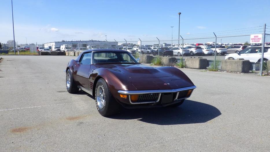 1971 Chevrolet Corvette Stingray T-Top display photo