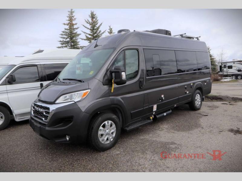 Used 2024 Thor Motor Coach Tellaro 20L display photo