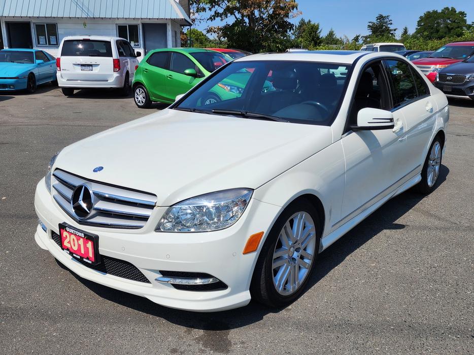 2011 Mercedes-Benz C-Class display photo
