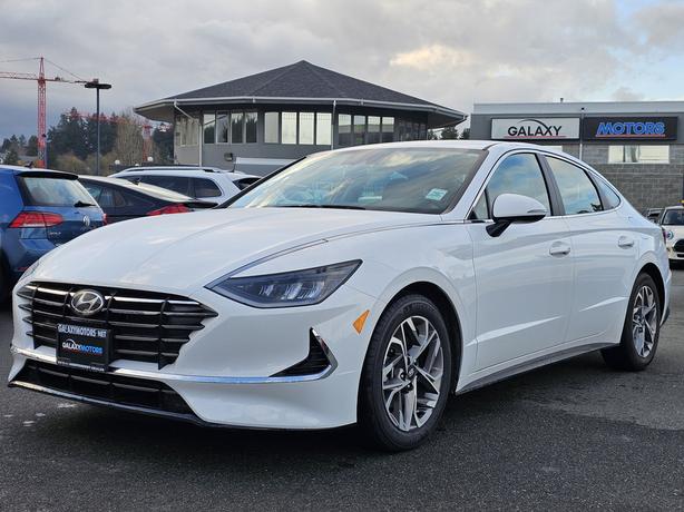 2021 Hyundai Sonata Preferred FWD-Auto Headlights,Heated Seats & SW image 1