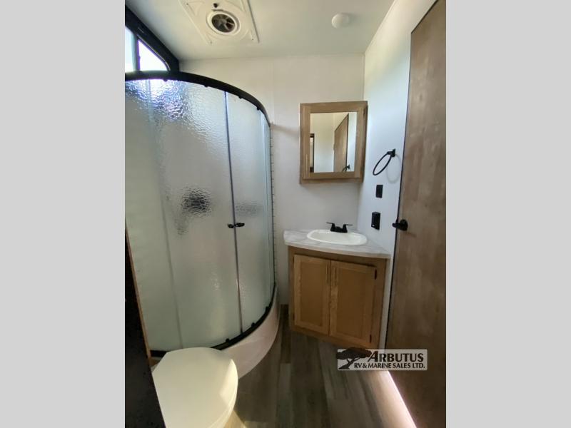Used 2023 Keystone RV Residence 401MBNK display photo