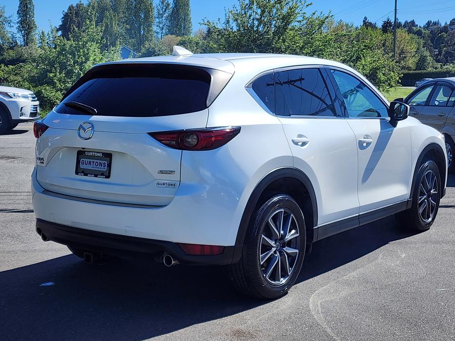 2017 Mazda CX-5 display photo