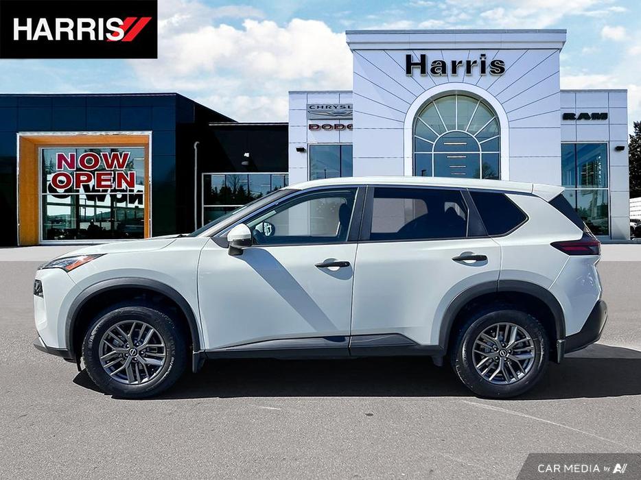2022 Nissan Rogue S | Low KM! display photo