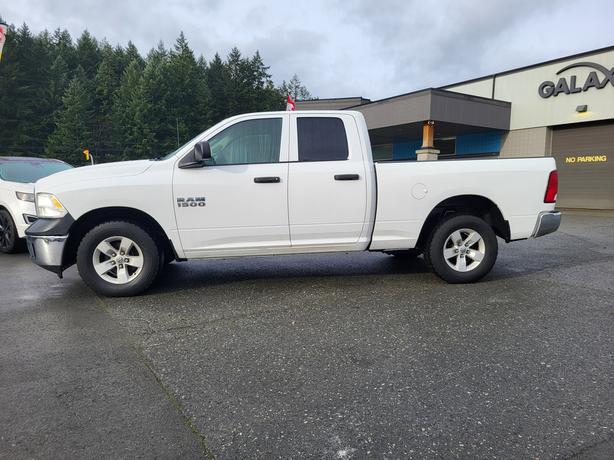 2018 Ram 1500 ST Quad Cab V6 Automatic 4WD,Bluetooth, Rear Cam image 5