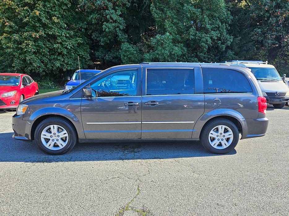 2017 Dodge  Grand Caravan Crew Plus display photo