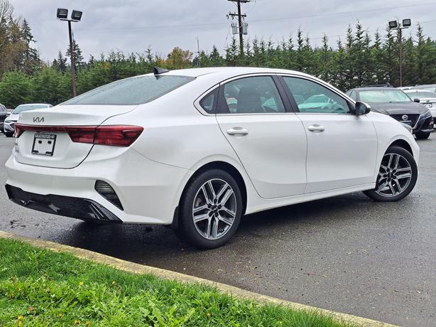 2023 Kia Forte - Moonroof, Heated Seats, Backup Camera image 6
