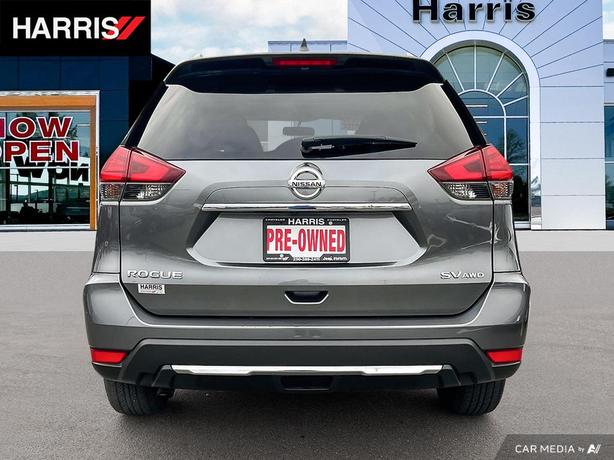 2017 Nissan Rogue S | Low KM! image 7