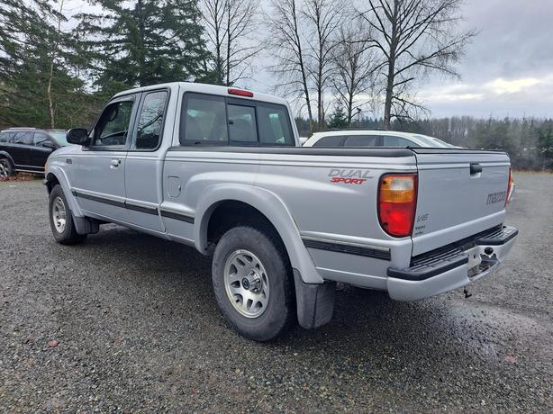 2003 Mazda B3000 image 8