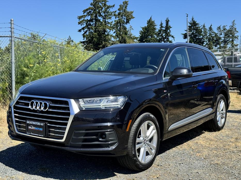 2017 Audi Q7 3.0T Komfort - Leather Heated Seats, Moonroof &Nav display photo
