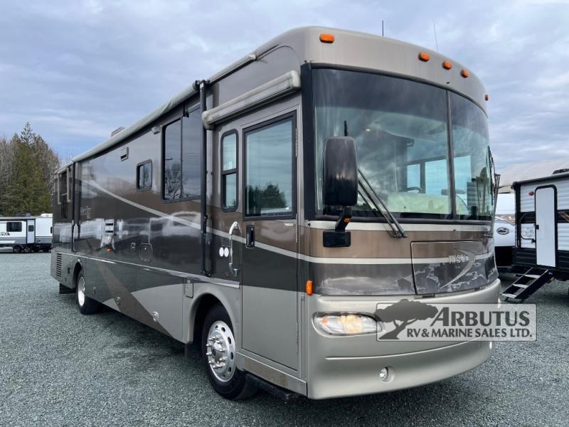 Used 2005 Itasca Meridian 36 G display photo