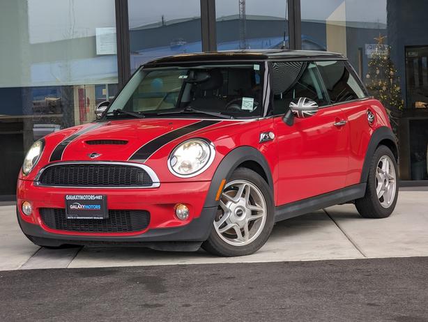 2010 MINI COOPER S S - BC Only, Heated Seats, Sunroof image 1