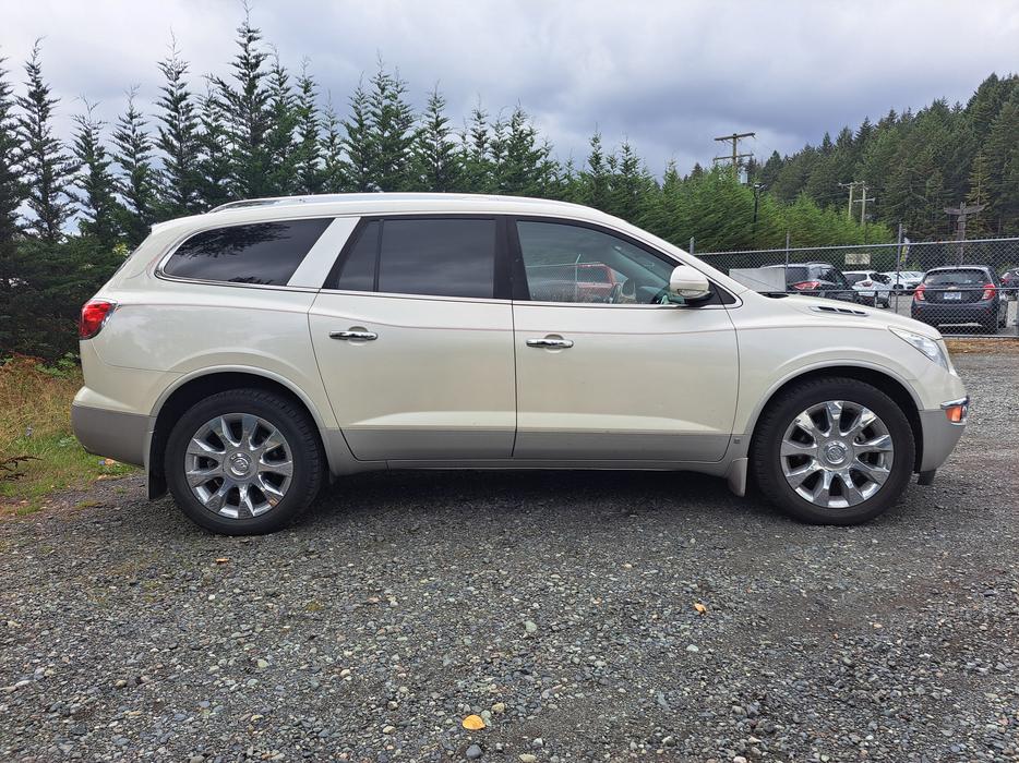 2010 Buick Enclave - Wholesale display photo