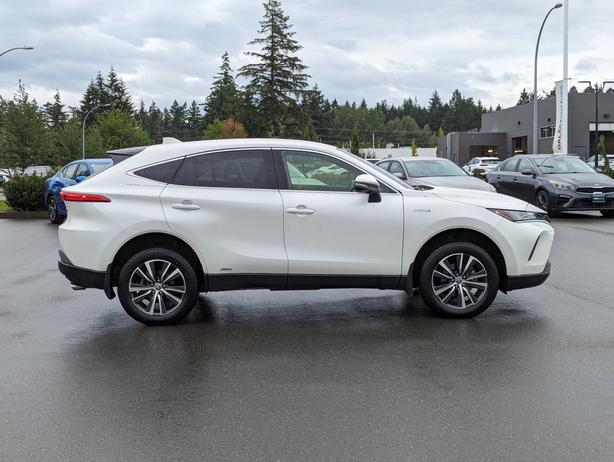 2021 Toyota Venza LE - No Accidents, Hybrid, AWD image 5