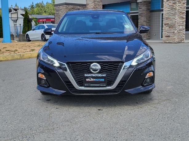 2022 Nissan Altima 2.5 Platinum, Nav, Heated Seats, Heated Steering image 3