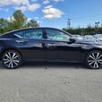2022 Nissan Altima 2.5 Platinum, Nav, Heated Seats, Heated Steering thumbnail image 5