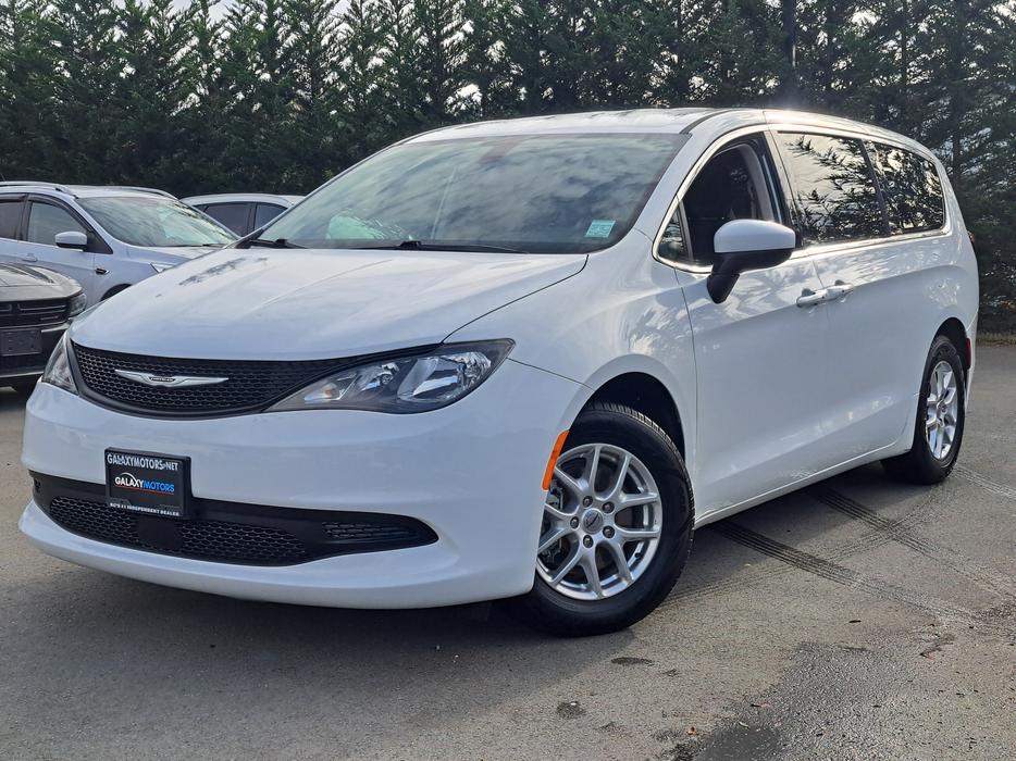 2022 Chrysler Grand Caravan - Power Doors, 3rd Row Stow 'n Go display photo