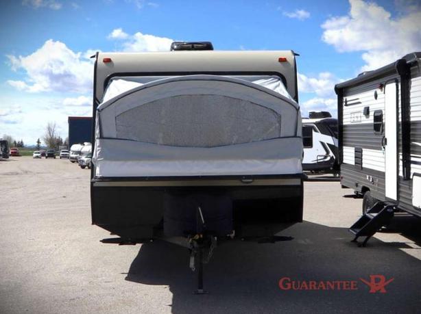 Used 2017 Keystone RV Bullet Crossfire 1650EX image 6