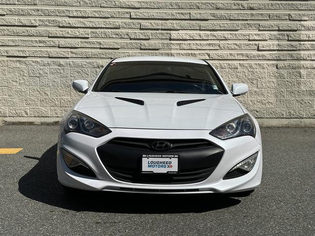 2015 Hyundai Genesis Coupe image 2