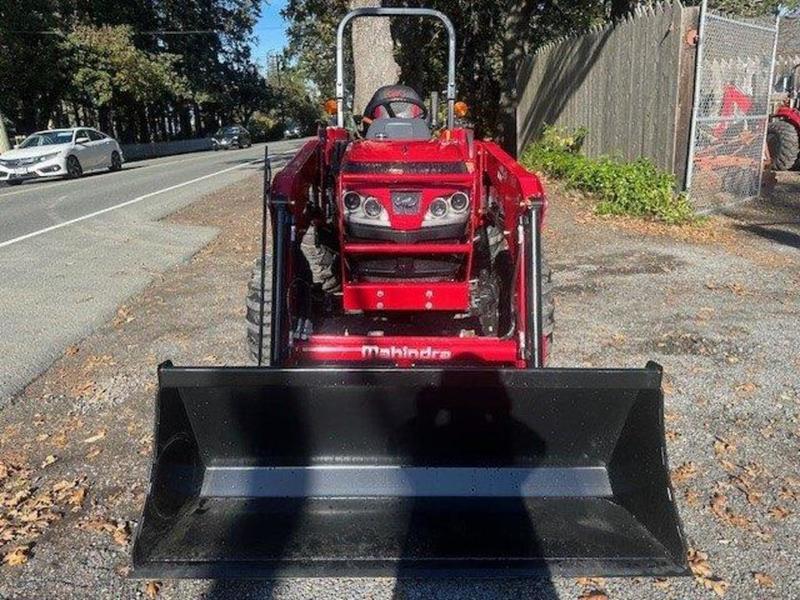 2024 Mahindra 1600 Series 1626 HST display photo