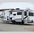 Used 2022 Prime Time RV Crusader 305RLP thumbnail image 4