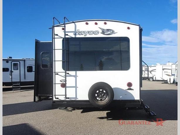 Used 2017 Jayco White Hawk 27DSRL image 6
