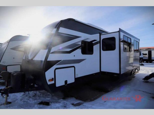 Used 2022 Grand Design Imagine 2800BH image 3