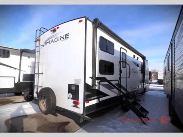 Used 2022 Grand Design Imagine 2800BH image 5