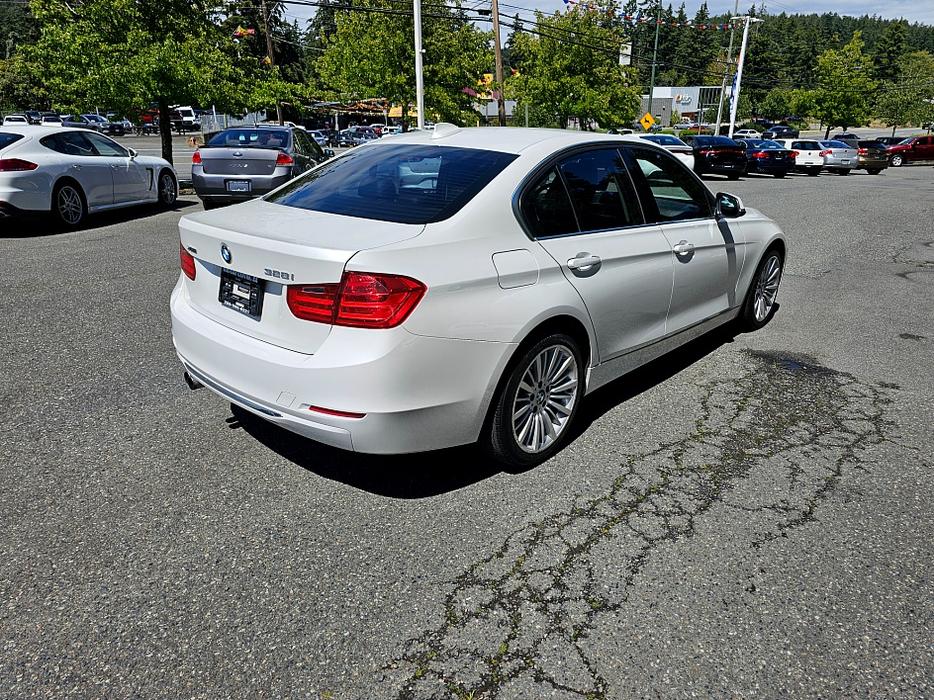 2013 BMW  328i xDrive 328i xdrive Premium display photo