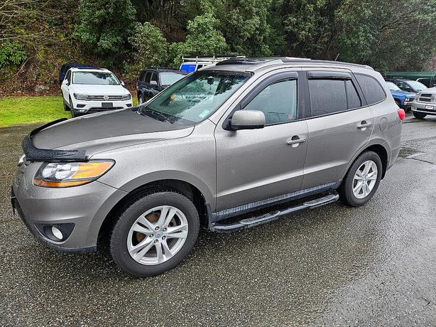 2011 Hyundai  Santa Fe GLS image 6