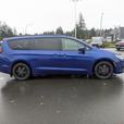 2019 Chrysler Pacifica Limited - DVD Player, Sunroof, Heated Seats, NAV thumbnail image 5