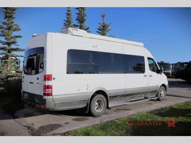 Used 2012 Winnebago ERA SPRINTER 70X image 4