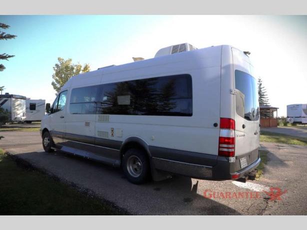 Used 2012 Winnebago ERA SPRINTER 70X image 6
