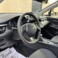 2022 Toyota C-HR thumbnail image 8