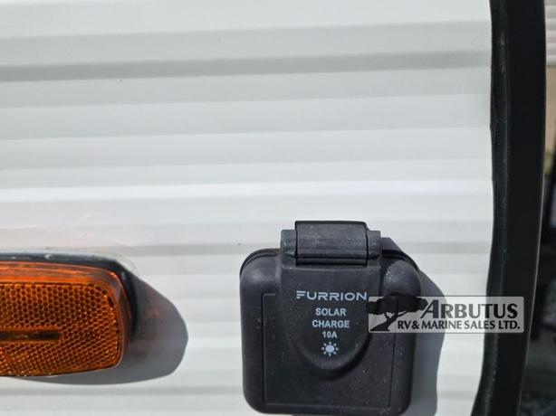 Used 2019 Dutchmen RV Coleman Lantern LT Series 18RB image 5