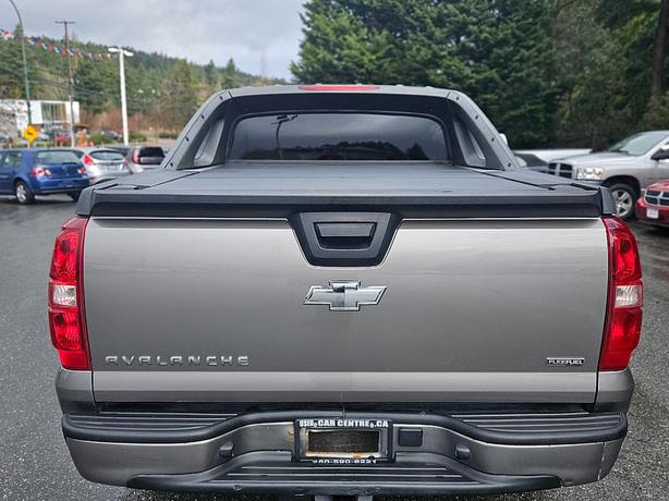 2008 Chevrolet  Avalanche LT w/1LT image 5