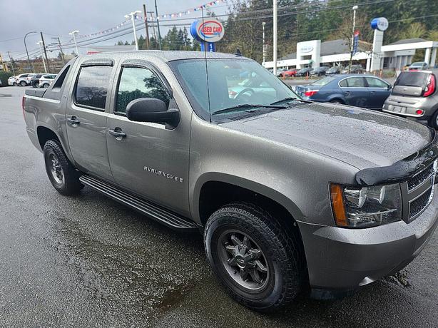 2008 Chevrolet  Avalanche LT w/1LT image 6