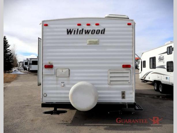 Used 2012 Forest River RV Wildwood 25S image 5