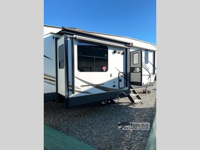 Used 2019 Forest River RV Rockwood 8299BS display photo